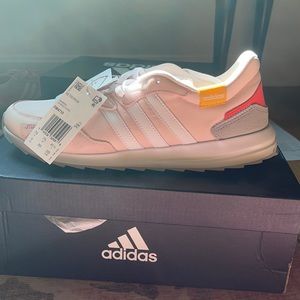 Adidas retrorun pink size 9 women’s. Tags still on
